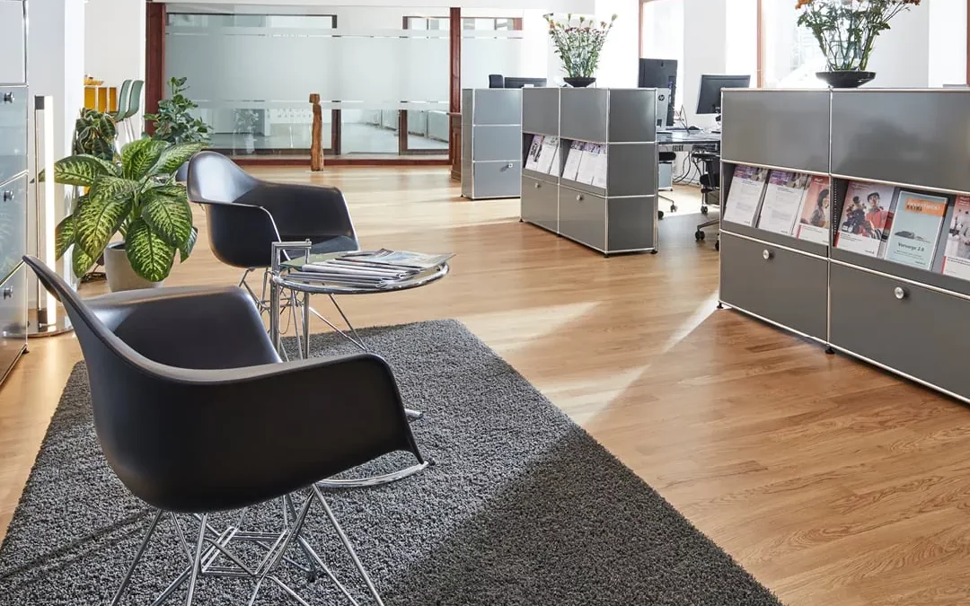 Agenturräume Ohnmacht Versicherungen